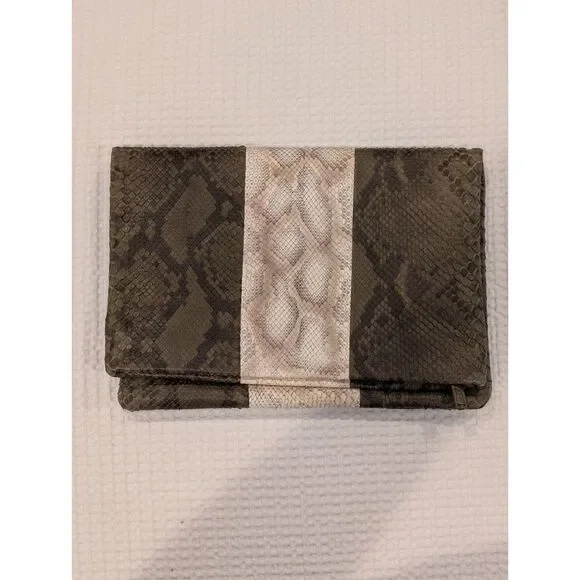 Italian Leather Clutch – Soft, Snakeskin, Magnetic Foldover, Unused Interior - Picture 3 of 8